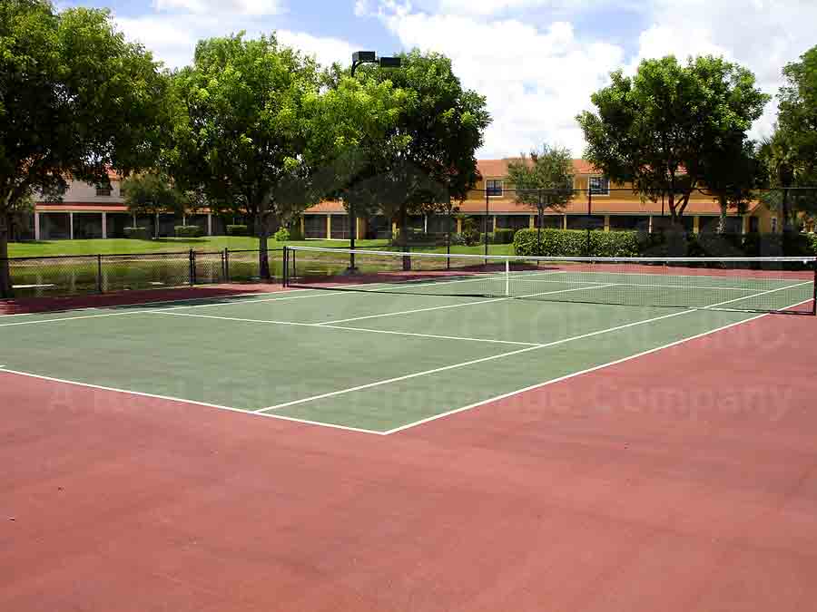 SUMMIT PLACE Tennis Courts